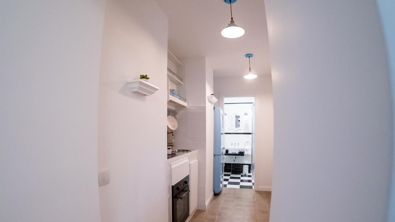 Casa Di Flo Lägenhet Bari Exteriör bild